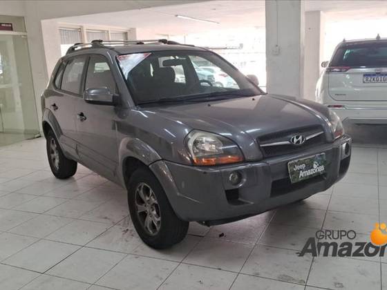 HYUNDAI TUCSON 2.0 MPFI GLS 16V 143CV 2WD FLEX 4P AUTOMÁTICO HYUNDAI TUCSON 2.0 MPFI GLS 16V 143CV 2WD FLEX 4P AUTOMÁTICO